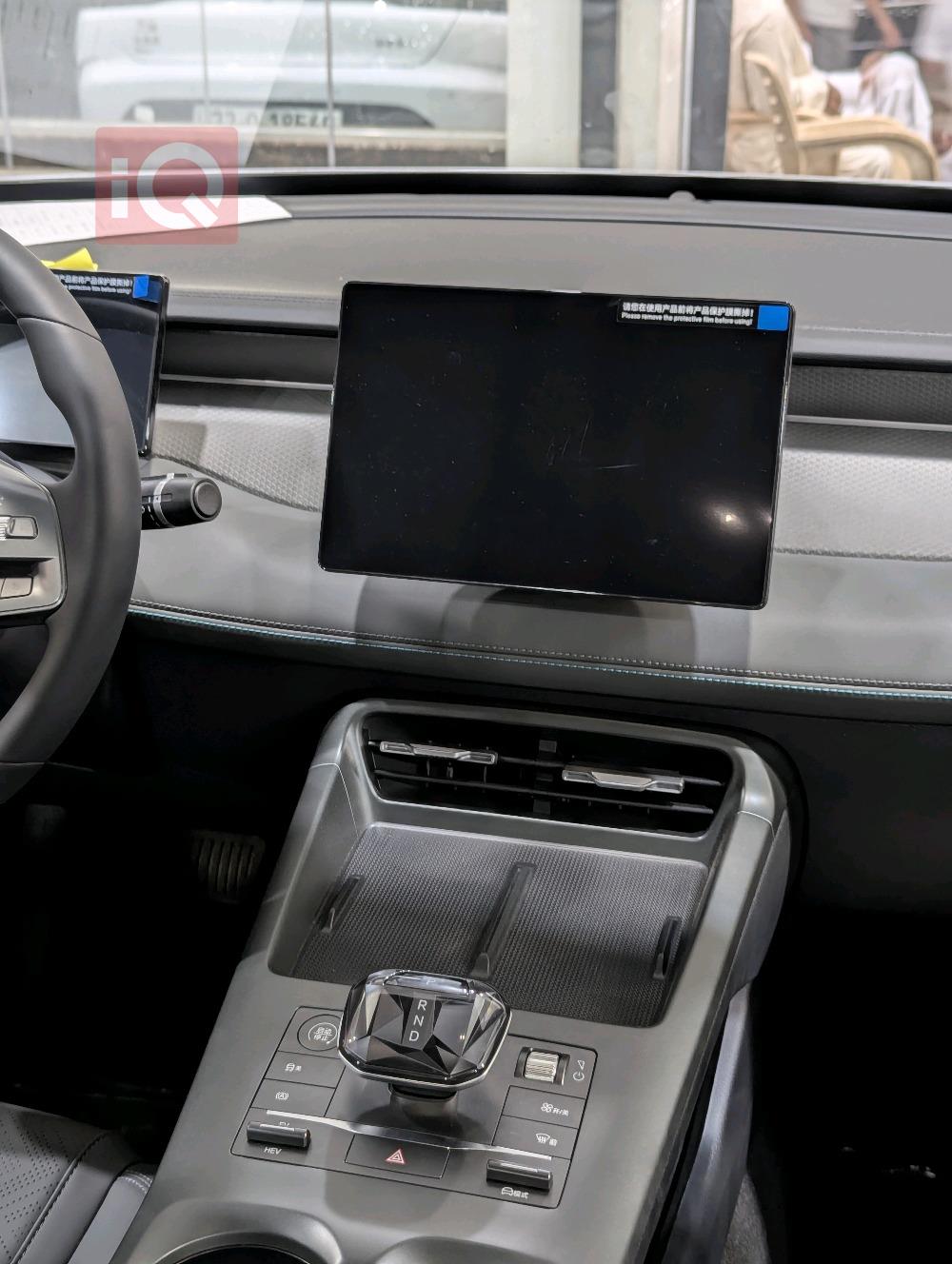 بي واي دي Qin Plus